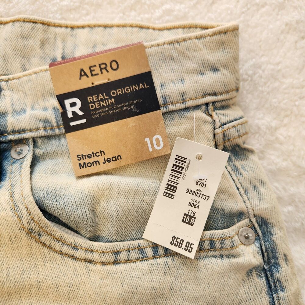 NWD Aeropostale Womens Stretch Mom Jean Cut Off Light Wash High Rise Size 10 - Picture 11 of 16